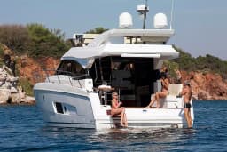 Bavaria Virtess 420 Fly in Podstrana / Marina Lav thumbnail 12