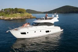 Bavaria Virtess 420 Fly in Podstrana / Marina Lav thumbnail 6