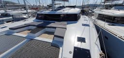 Aura 51 in Seget Donji / Marina Baotić thumbnail 21