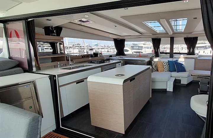 Aura 51 in Seget Donji / Marina Baotić - Photo 5