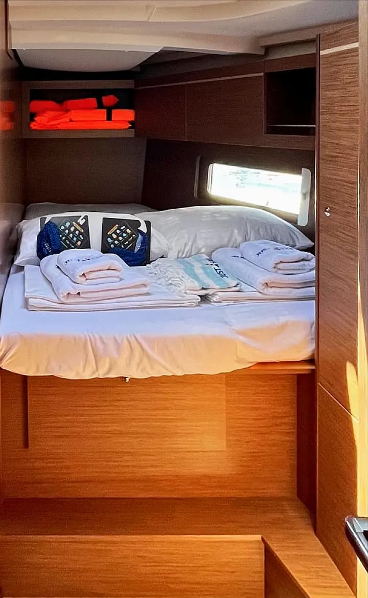 Oceanis 46.1 in Göcek Mucev Marina - Photo 5
