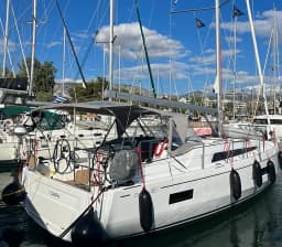 Oceanis 40.1 in Athens / Alimos Marina thumbnail 11