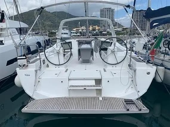 Oceanis 41.1 in Salerno - Photo 2