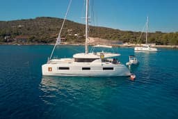 Lagoon 46 in Trogir / SCT Marina Trogir thumbnail 12