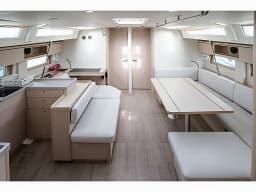 Oceanis 51.1 in Castiglioncello / Marina Cala de' Medici thumbnail 2