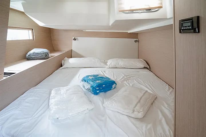Oceanis 51.1 in Castiglioncello / Marina Cala de' Medici - Photo 5
