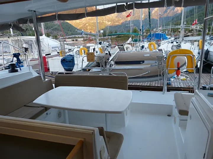 Lagoon 400 in Fethiye / Ece Marina - Photo 5