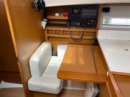 Sun Odyssey 440 in Tenerife / Las Galletas / Marina del Sur thumbnail 12