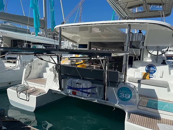 Lagoon 38 in Lefkada / Port of Lefkas - Photo 1