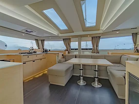 Elba 45 in Phuket / Yacht Haven Marina - Photo 3
