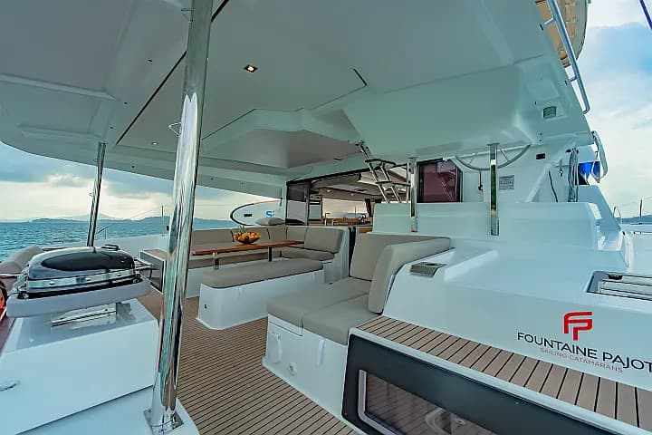 Elba 45 in Phuket / Yacht Haven Marina - Photo 4