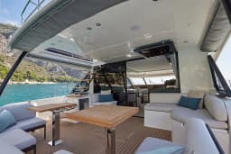 Prestige M48 in Torre Annunziata / Marina di Torre Annunziata thumbnail 10