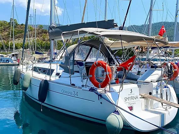 Oceanis 34 in Marmaris / Netsel Marmaris Marina - Photo 1