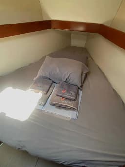 Oceanis 34 in Marmaris / Netsel Marmaris Marina thumbnail 15