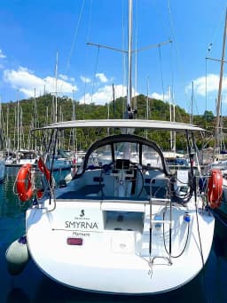 Oceanis 34 in Marmaris / Netsel Marmaris Marina thumbnail 6