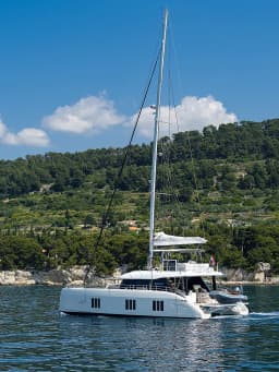 Sunreef 50 in Kaštel Gomilica / Marina Kaštela thumbnail 4