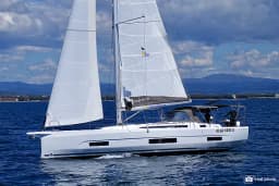Dufour 470 in Puntone / Marina di Scarlino thumbnail 14