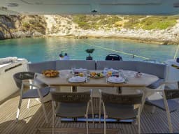 Ferretti 72 in Athens / Alimos Marina thumbnail 15