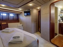 Ferretti 72 in Athens / Alimos Marina thumbnail 4