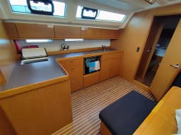 Bavaria Cruiser 46 in Lavrion / Olympic Marina thumbnail 25