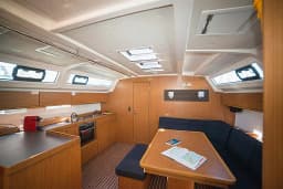 Bavaria Cruiser 46 in Lavrion / Olympic Marina thumbnail 28