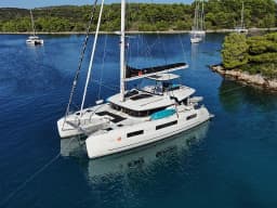 Lagoon 51 in Trogir / SCT Marina Trogir thumbnail 20