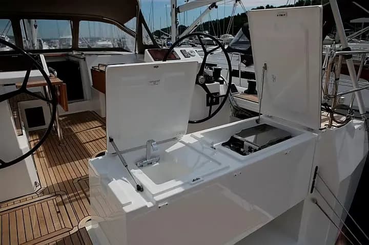 Bavaria C45 in Izola / Marina Izola - Photo 5