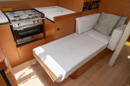 Sun Odyssey 410 in Lefkada / D-Marin Marina Lefkas thumbnail 22