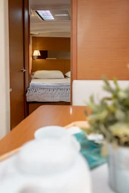 Sun Odyssey 410 in Lefkada / D-Marin Marina Lefkas thumbnail 30
