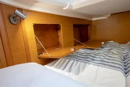 Sun Odyssey 410 in Lefkada / D-Marin Marina Lefkas thumbnail 40