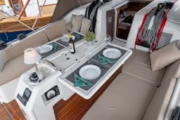 Sun Odyssey 410 in Lefkada / D-Marin Marina Lefkas thumbnail 46