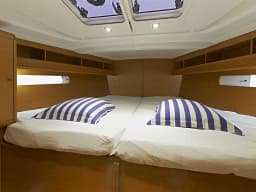 Sun Odyssey 479 in Lefkada / D-Marin Marina Lefkas thumbnail 14
