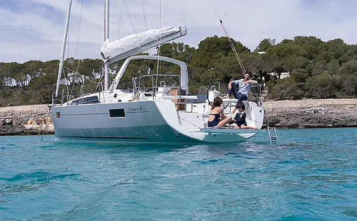 Oceanis 41.1 in Grimaud / Port Grimaud - Photo 5