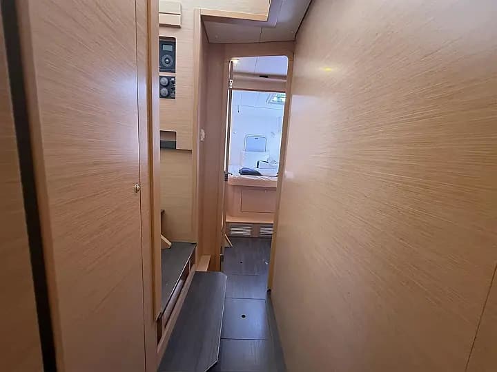 Lagoon 42 in Pula / Marina Polesana - Photo 4