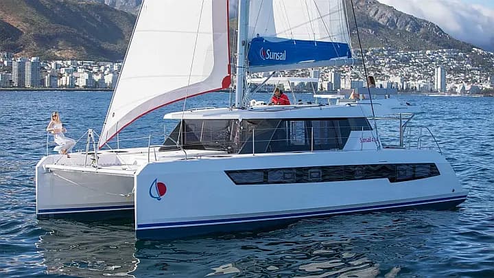 Sunsail 424 in Tortola / Road Town / Wickhams Cay II Marina - Photo 4