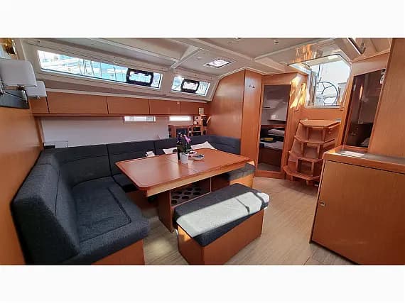 Bavaria Cruiser 46 in Trogir / ACI Marina Trogir - Photo 3