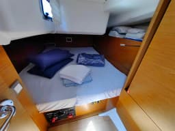 Sun Odyssey 440 in Pula / Marina Polesana thumbnail 10
