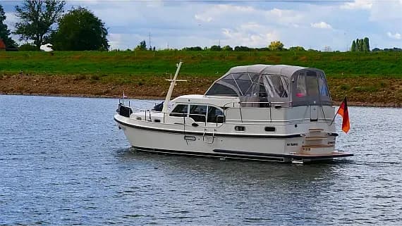 Linssen Grand Sturdy 35.0 AC in Mirow / Jachthafen Mirow - image 1