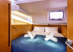 Sun Odyssey 440 in Rhodes New Marina thumbnail 17