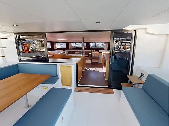 Dufour Catamaran 48 in Sardinia / Olbia / Marina Golfo Cugnana - Photo 3