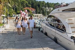 Princess F43 in Dubrovnik / Port Dubrovnik thumbnail 32