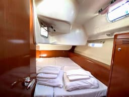 Oceanis 43 in Athens / Alimos Marina thumbnail 16