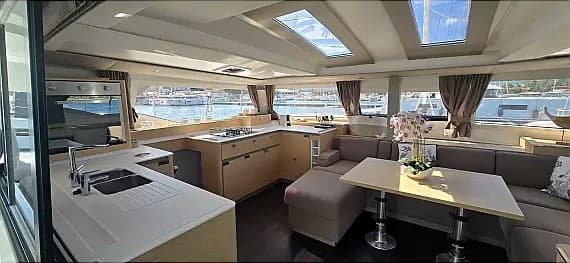 Elba 45 in Sardinia / Olbia / Marina Golfo Cugnana - Photo 3