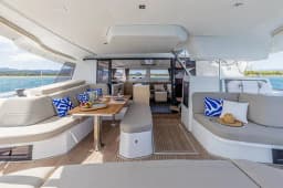 New 44 in Paros port thumbnail 12