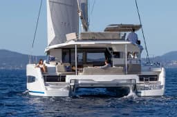 New 44 in Paros port thumbnail 8