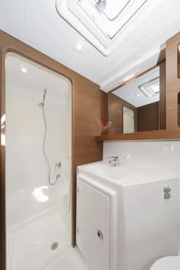 Lagoon 42 in Sukošan / D-Marin Dalmacija Marina thumbnail 55