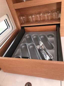 Sun Odyssey 410 in Piombino / Marina Arcipelago Toscano thumbnail 3