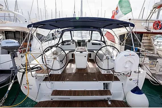 Oceanis 40.1 in Castiglioncello / Marina Cala de' Medici - image 1