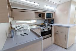 Oceanis 40.1 in Castiglioncello / Marina Cala de' Medici thumbnail 24