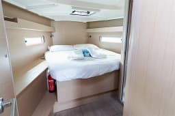 Oceanis 40.1 in Castiglioncello / Marina Cala de' Medici thumbnail 8